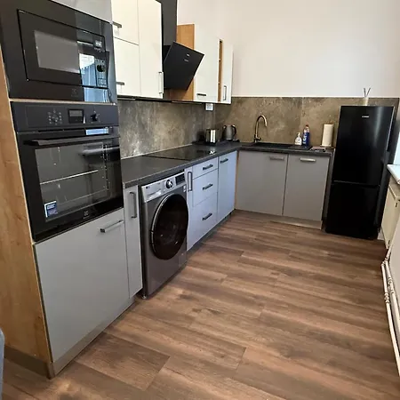 Luxury City Bratislava Apartment * Pozsony